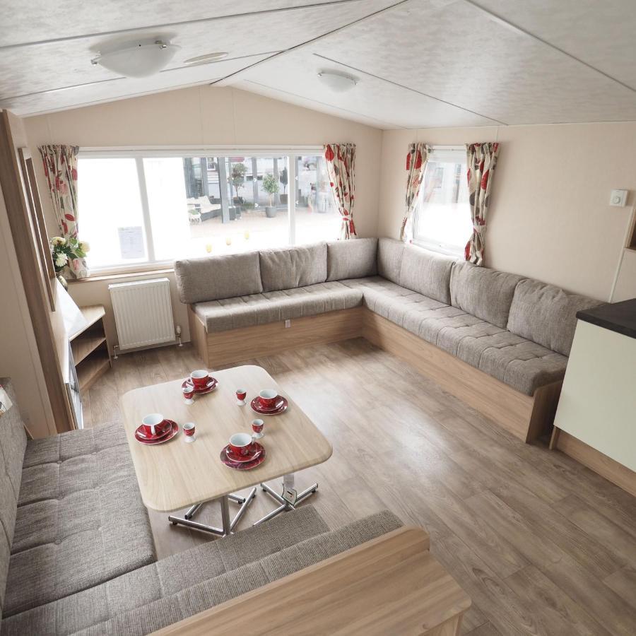 Camping De Binnenvaart Superior Chalet Aan de Wolfsberg エクステリア 写真