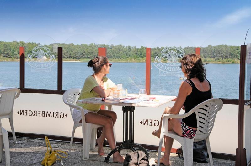 Camping De Binnenvaart Superior Chalet Aan de Wolfsberg エクステリア 写真